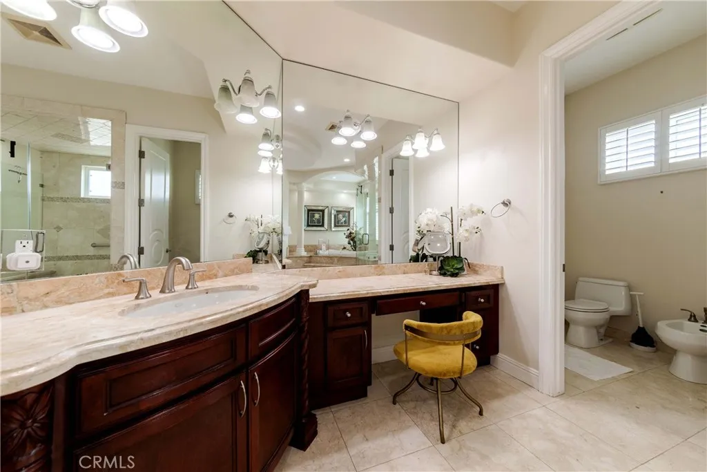 9622 Haledon Avenue, Downey, California 90240 home-pic-63